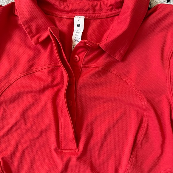 Lululemon Golf Top Size 2 Red - Picture 3 of 4
